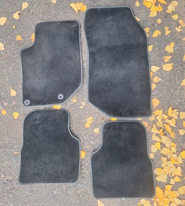 Автокилимки Коврики Peugeot 2008 2020