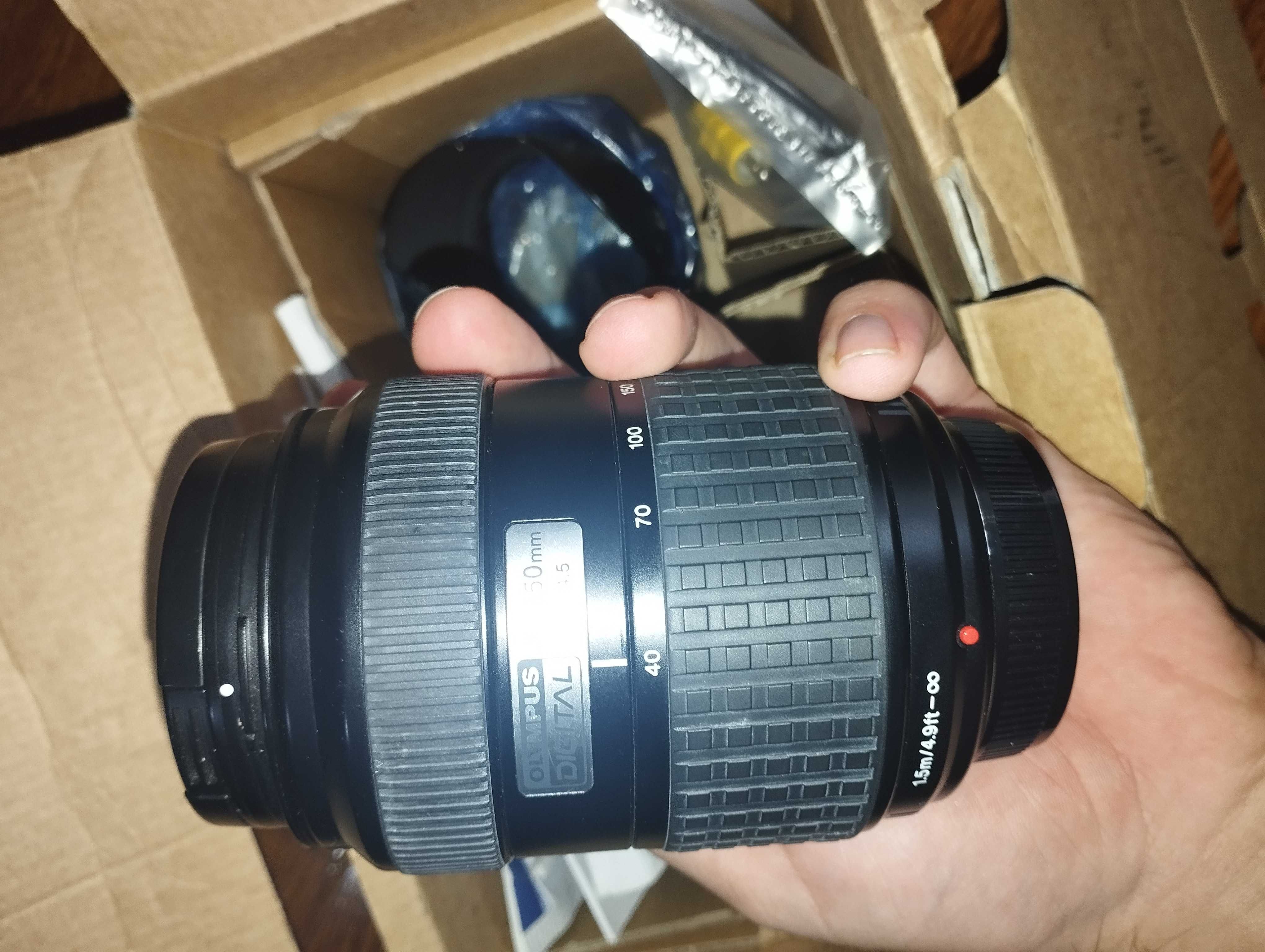 OLYMPUS E-330 + 2 Lentes