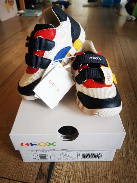 Geox sapatilhas tamanho 23