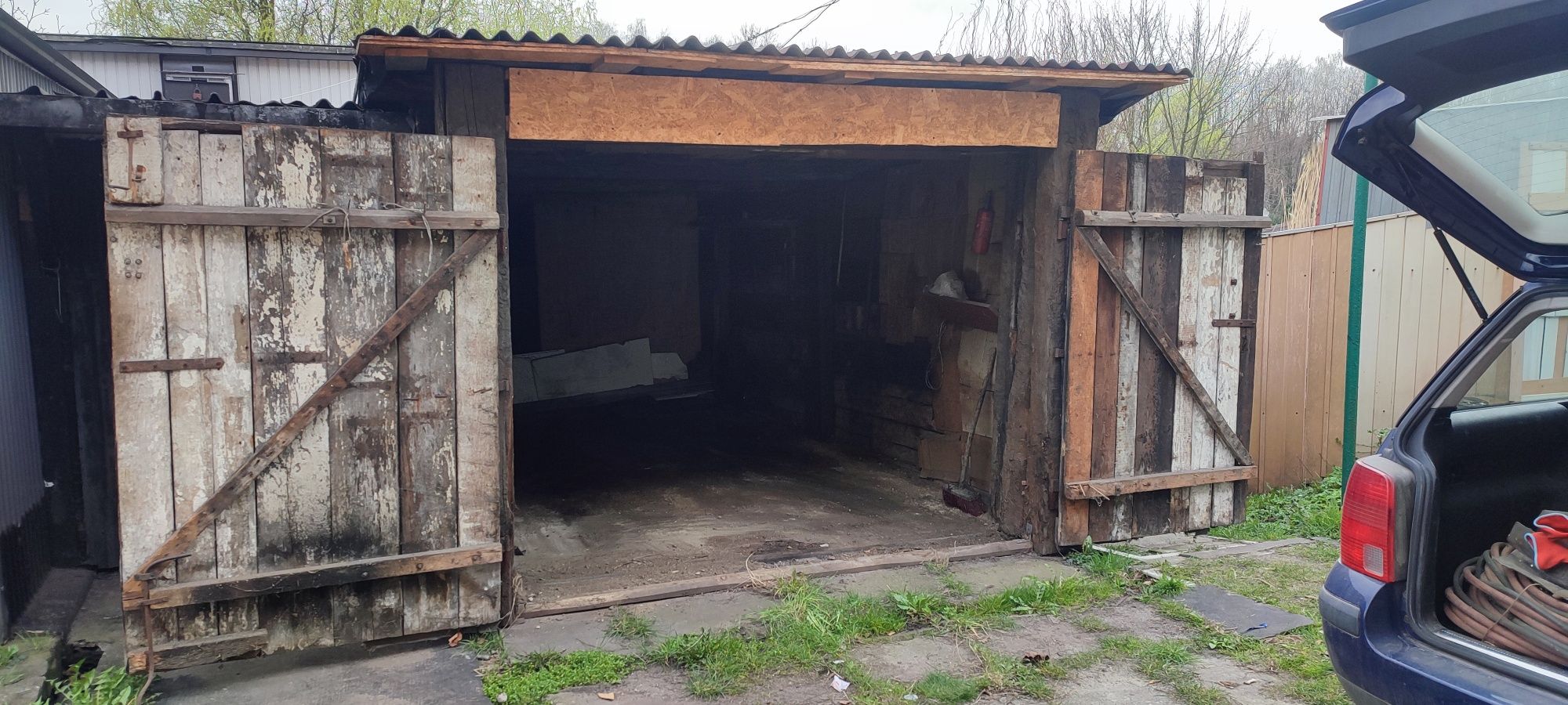 Garaż do wynajęcia drewniany