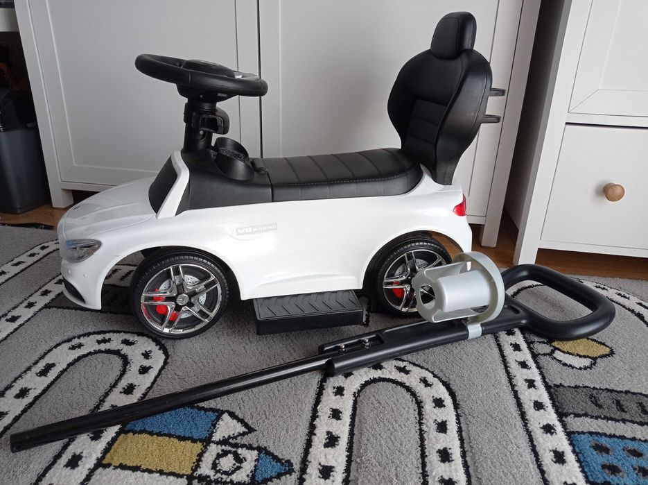 Samochód Mercedes – jeździk