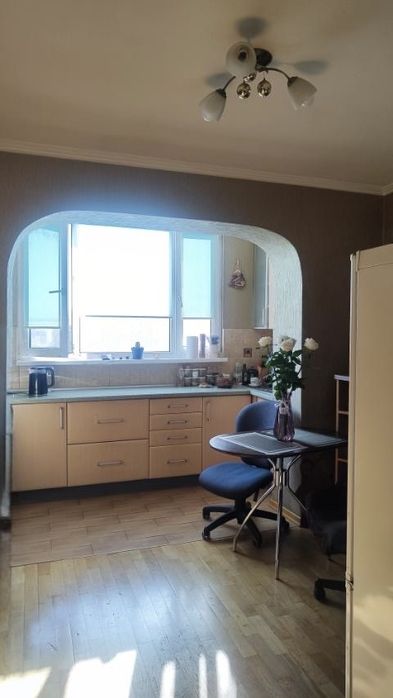 Сдам 1 ком. ул. Лариси Руденко, 13. м. Позняки, м. Харьковская