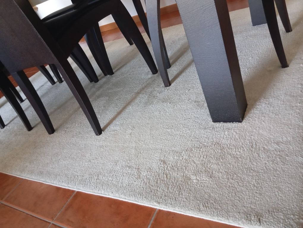 Carpete bege 2,40 x 1,60