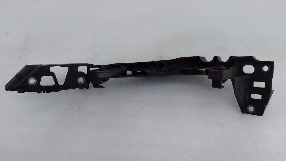 Guia de pára-choques frente direito VOLKSWAGEN Polo (6R, 6C)