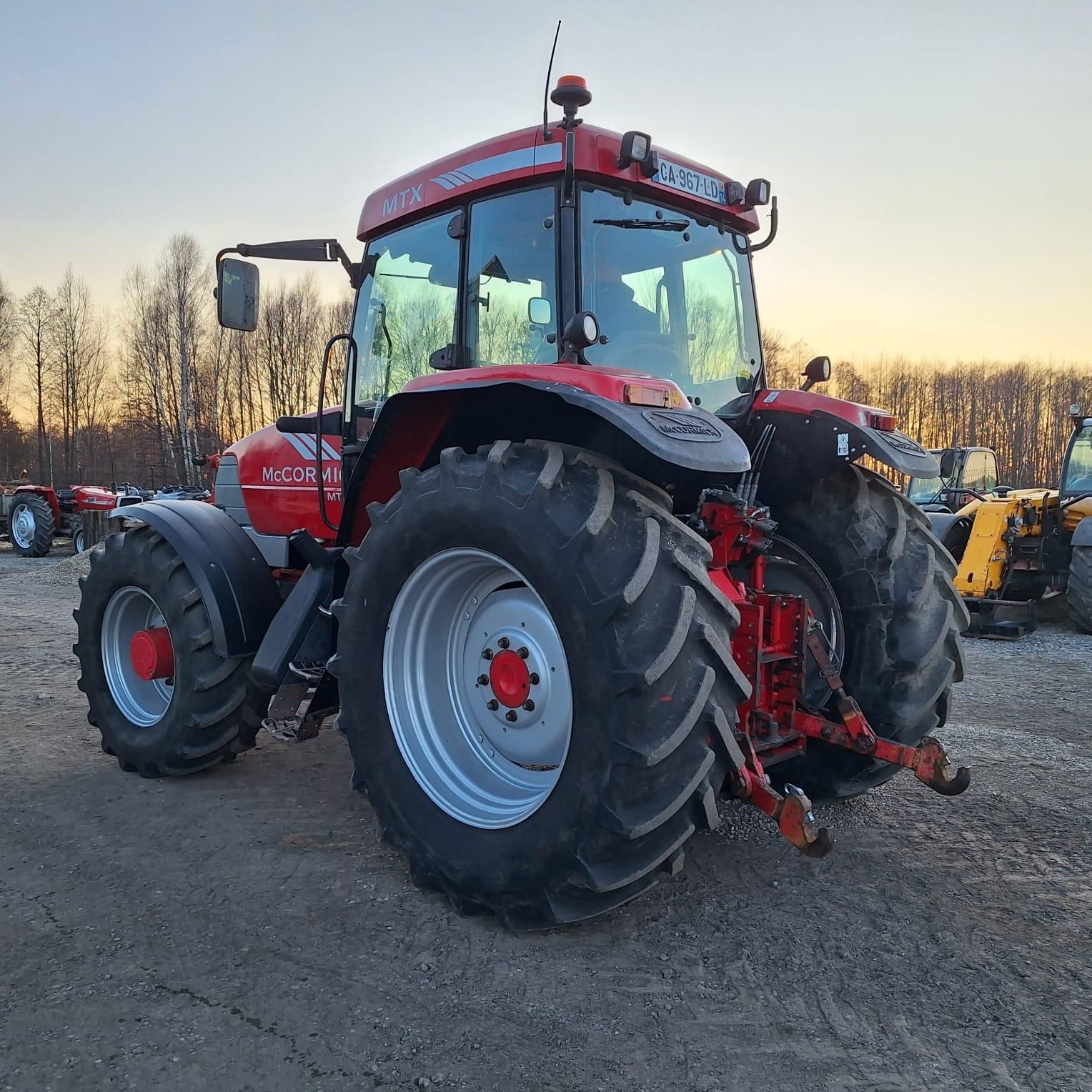 Mccormick MTX120 bliźniak case mx massey