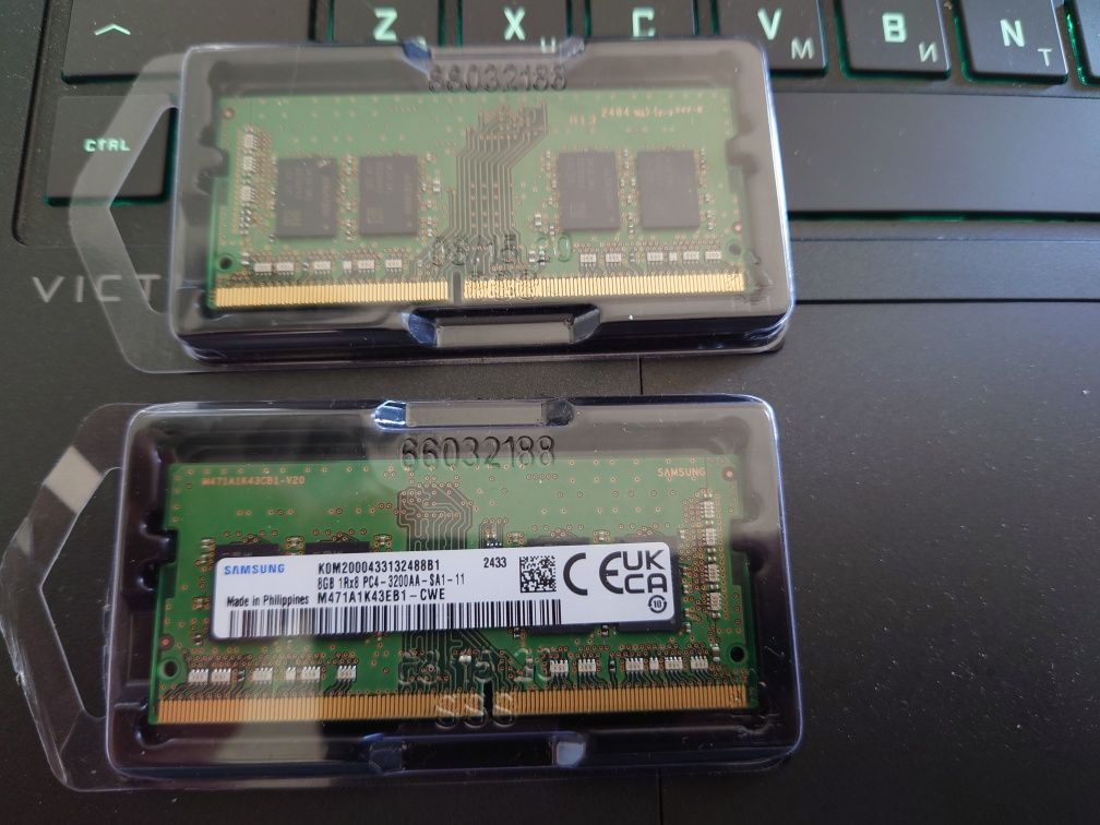 Оперативна пам'ять для ноутбуків Samsung DDR4 PC3200 1Rx8