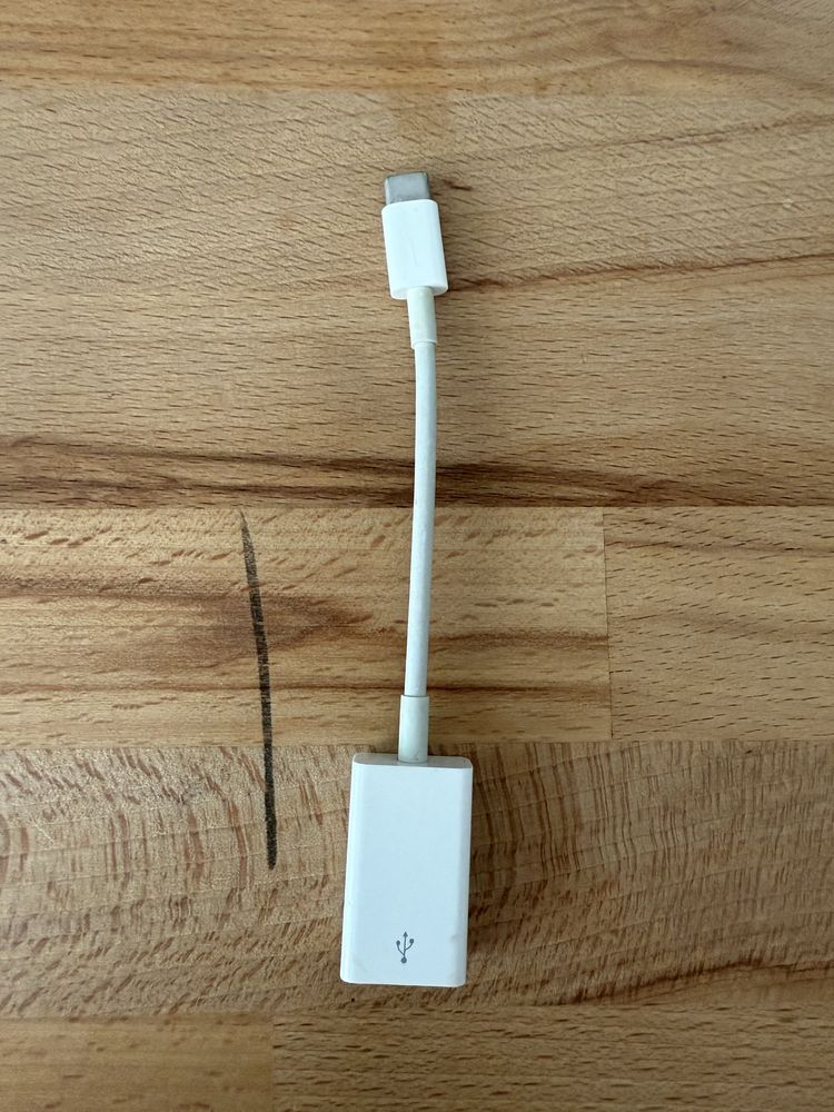 Adaptador apple usb