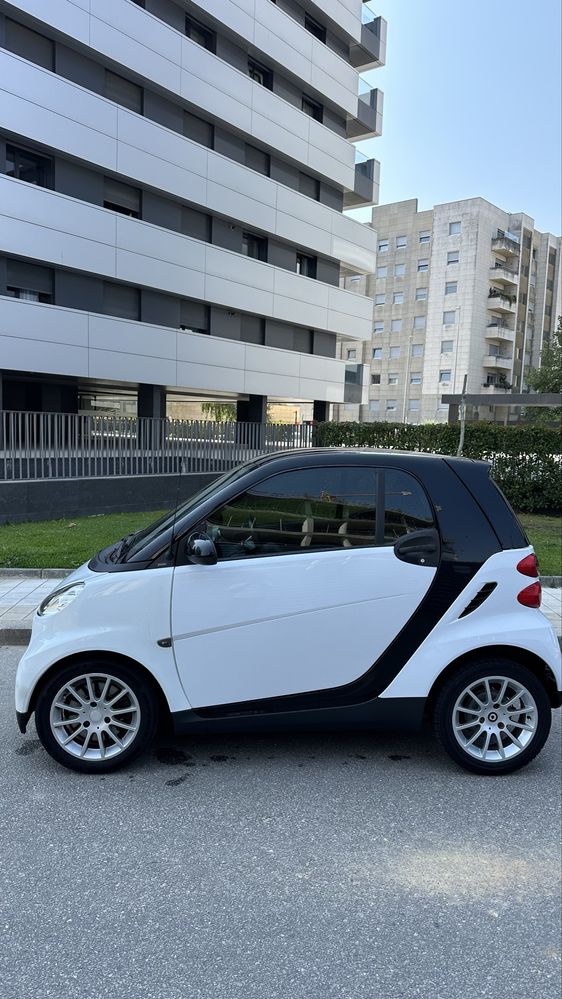 Smart Fortwo 0.8 CDI Diesel, Automatico, Teto Panoramico , Bluetooth