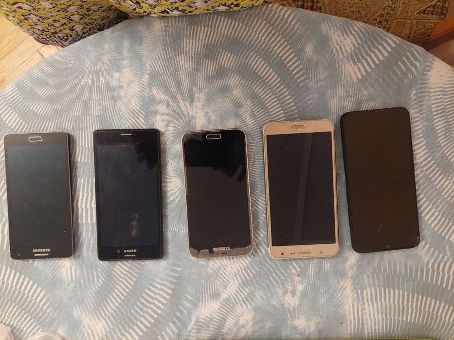 Продаж телефона на запчастини