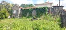 Casa térrea para recuperar com terreno Fânzeres