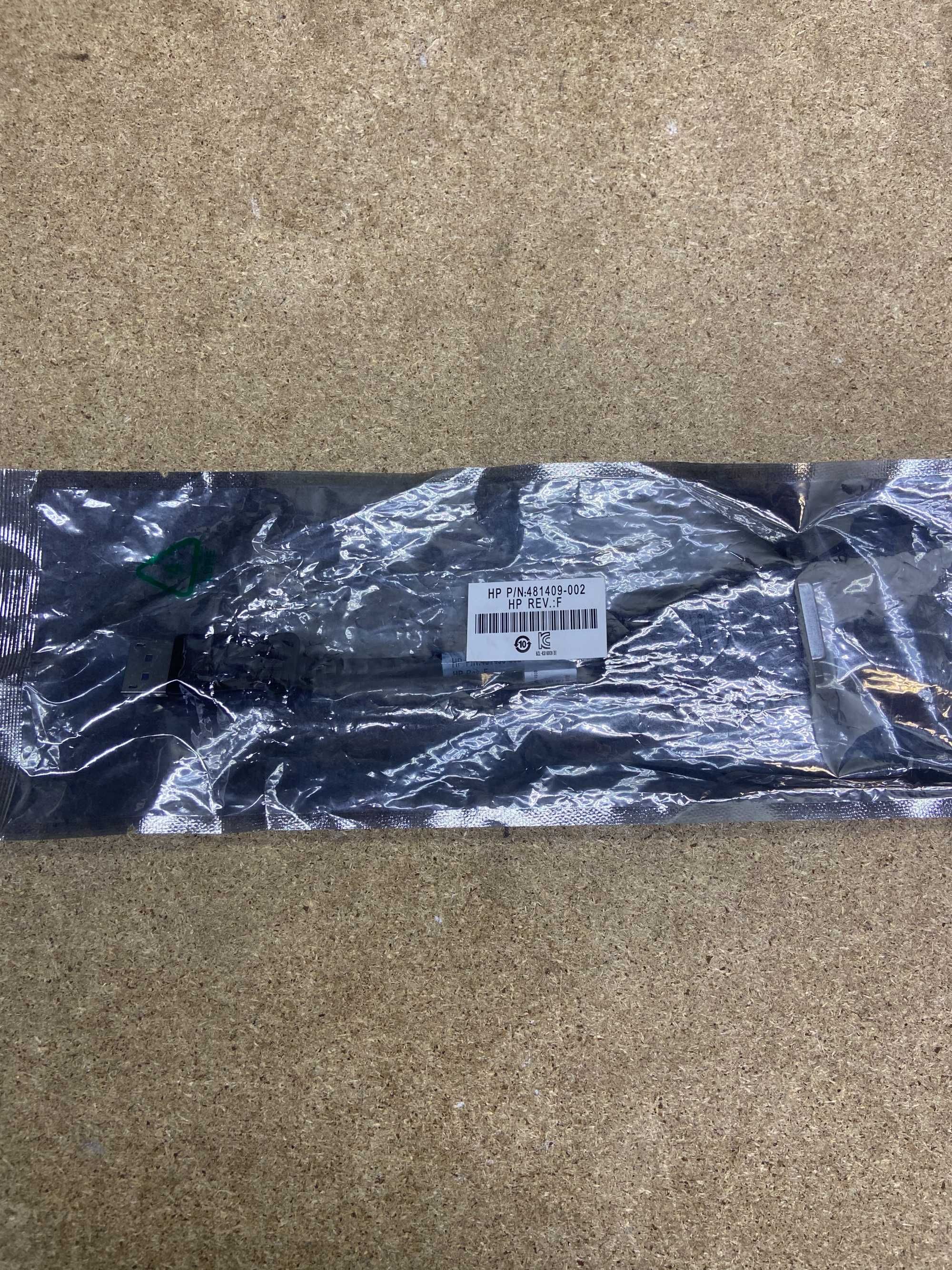 Адаптер перехідник HP BizLink D-Port to DVI-D - 20 см - (481409-002)