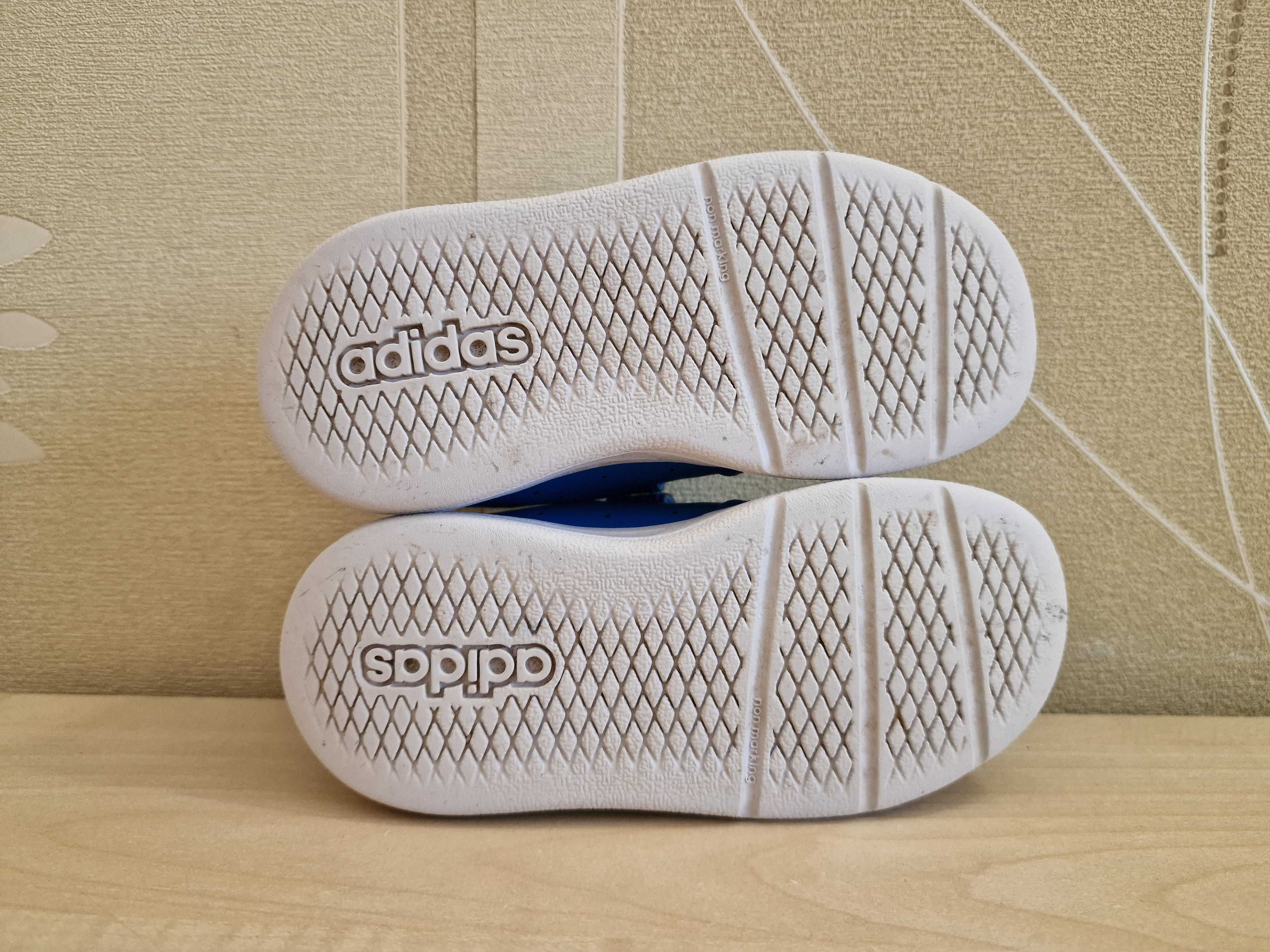 Кросівки Adidas Tensaur оригінал розмір 24