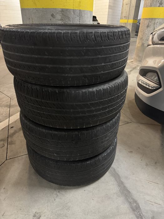 4 Pneus Kumho 225/55 R18 usados