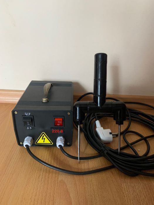 Паралізатор шокер для оглушення свиней