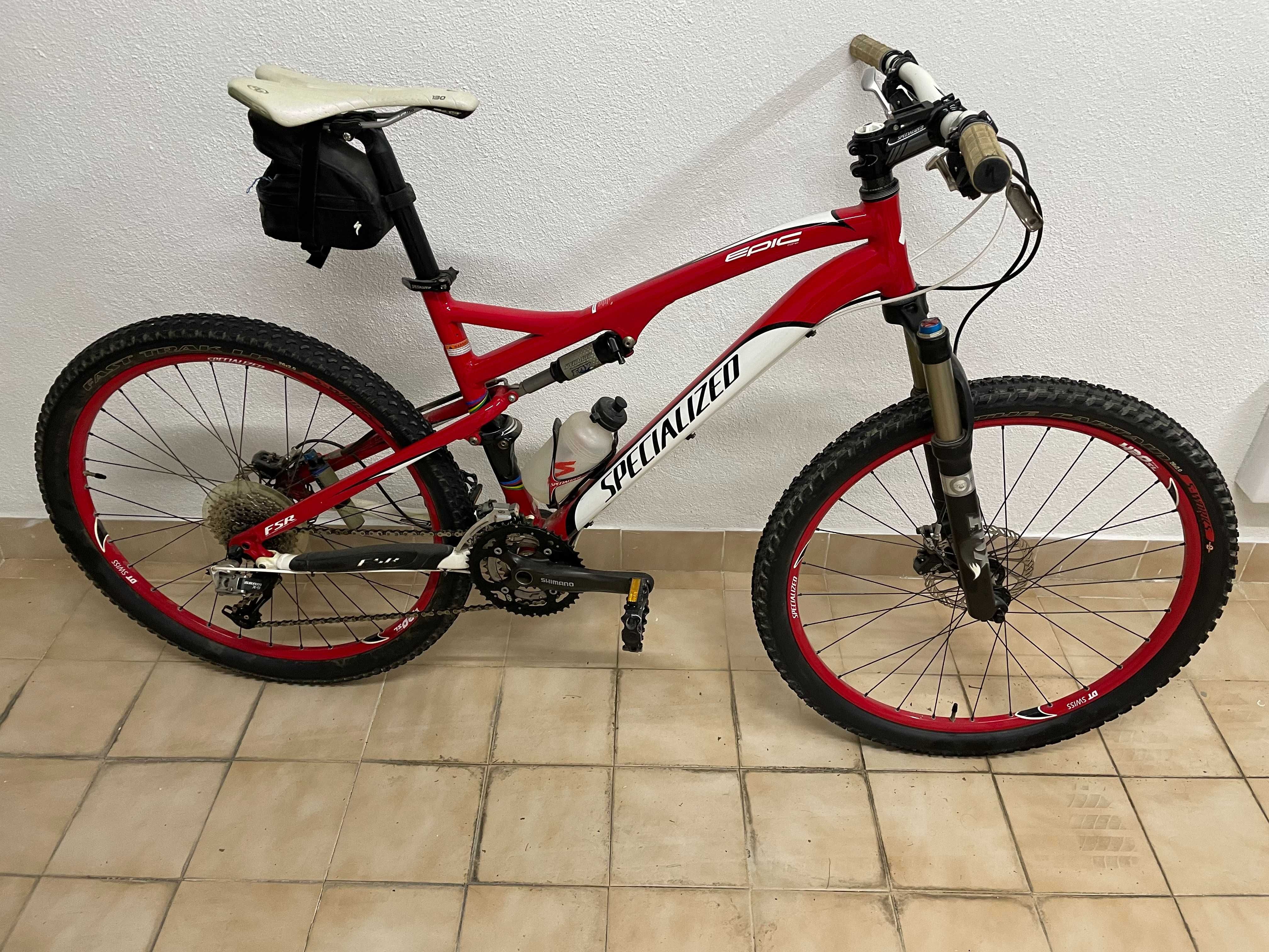 Bicicleta Specialized EPIC