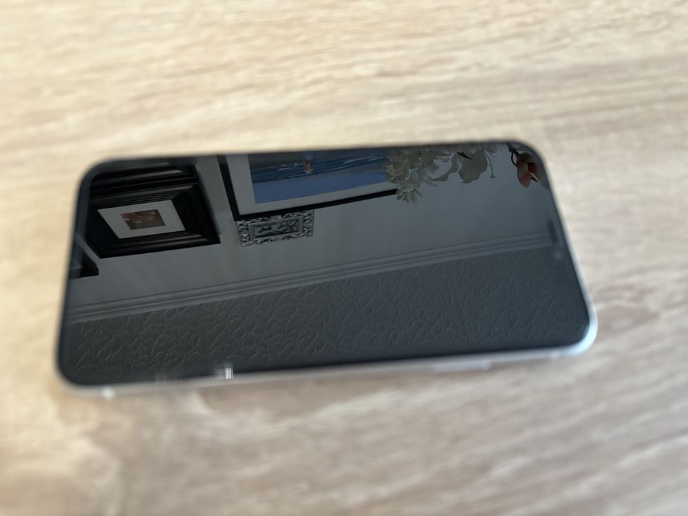 Iphone XR 128gb Biały Zadbany