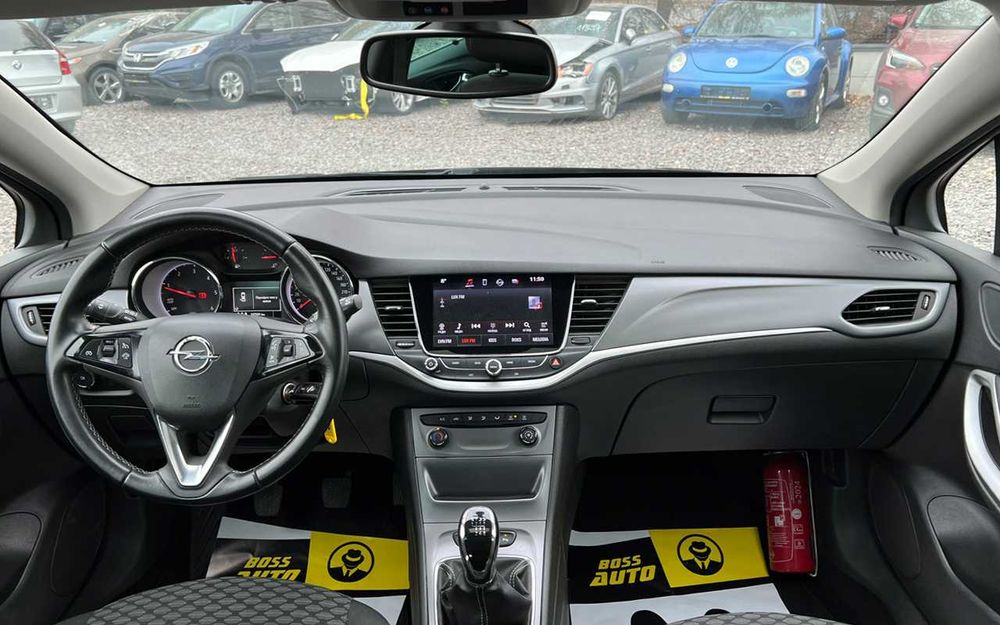 Opel Astra  2018