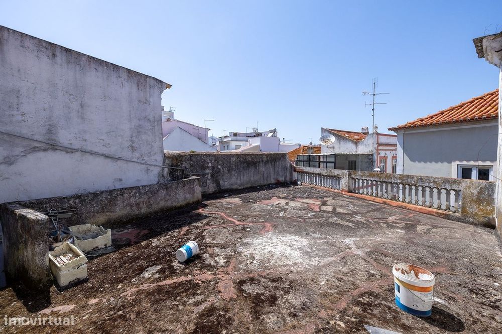 Moradia Histórica Para Reabilitação, No Centro Histórico De Lagos