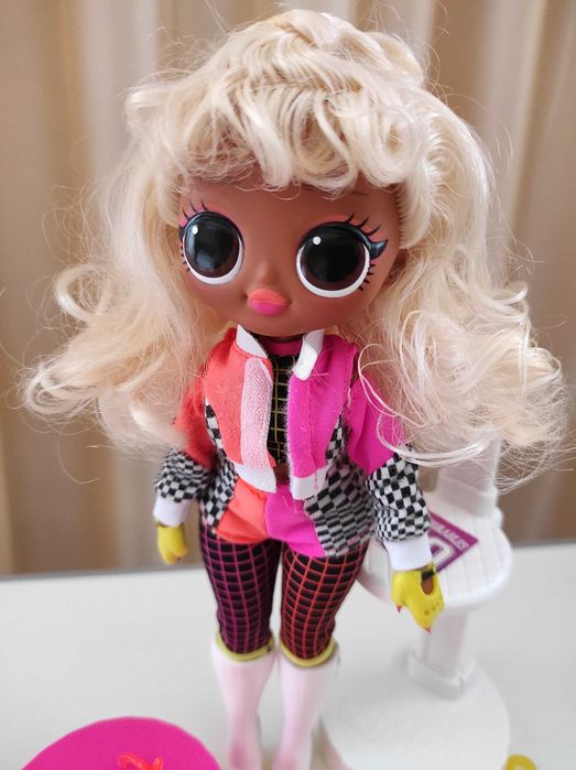 Лялька ЛОЛ ОМГ Леді Гонщик Спідстер LOL OMG Speedster