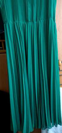 Elegancka suknia plisowana zielona