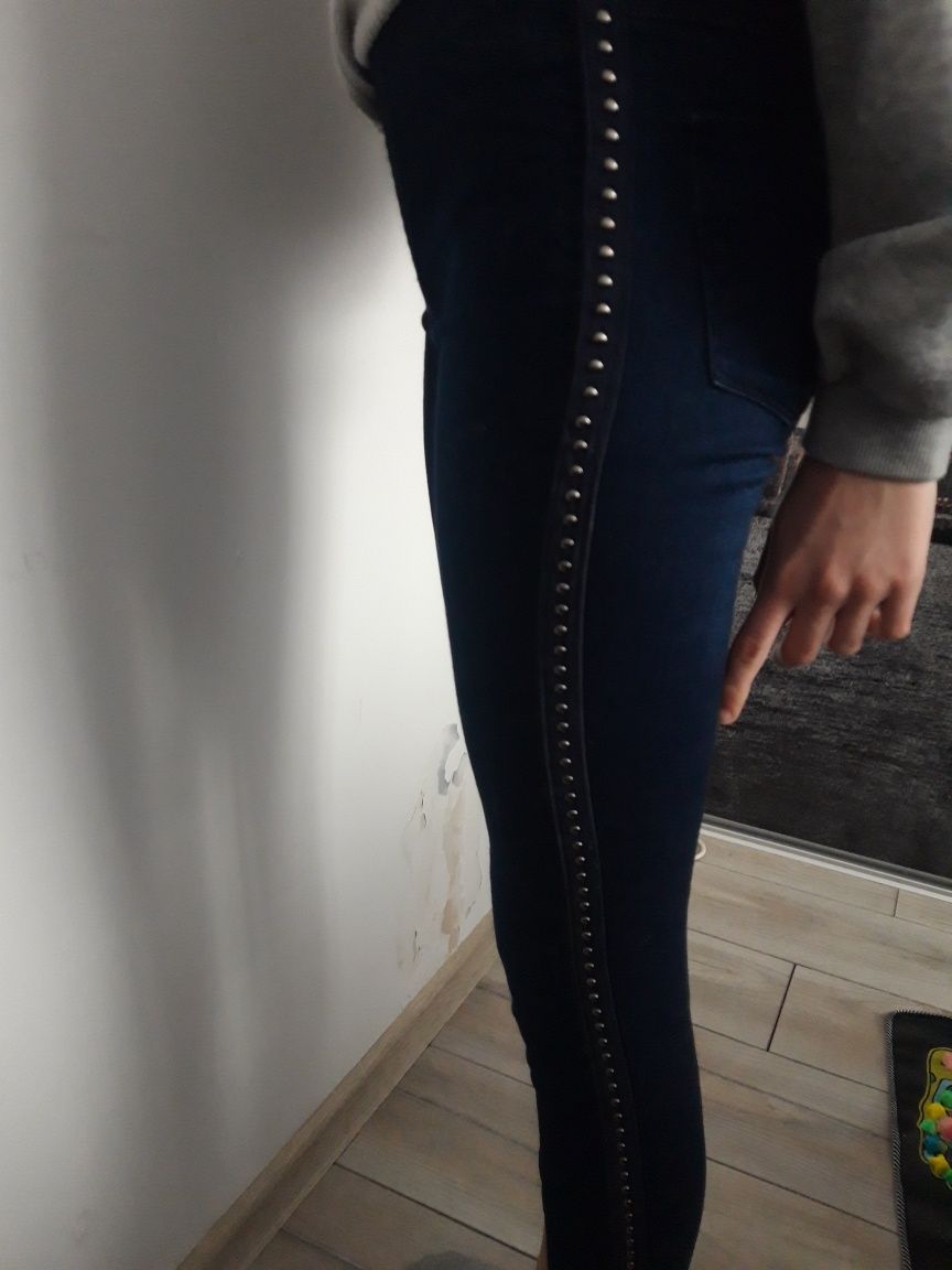 4 pary jeansów 146 cm