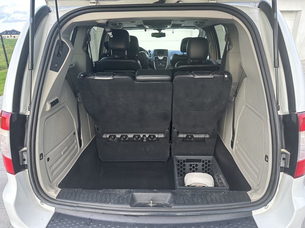 Chrysler Town Country Fabryczny Lakier
