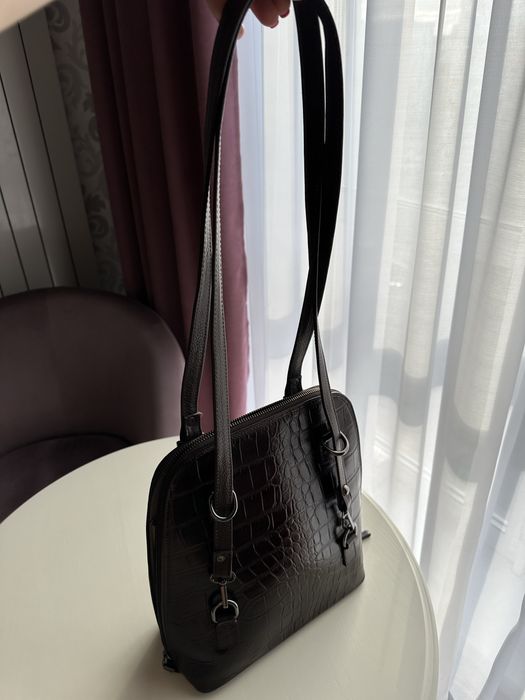 Жіноча сумка з натуральної шкіри