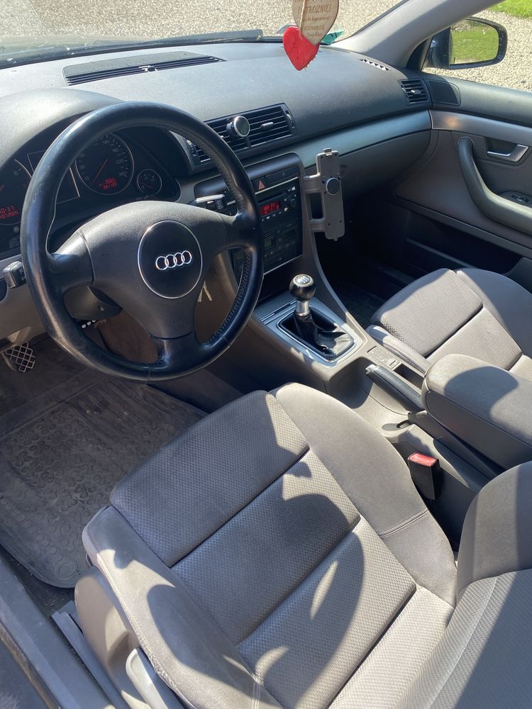 Audi A4 B6 3.0 B+G 2002r