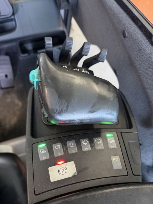 Empilhador Jungheinrich de 2019