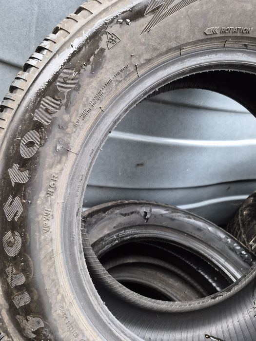 Komplet opon zimowych firestone 205/60 R16