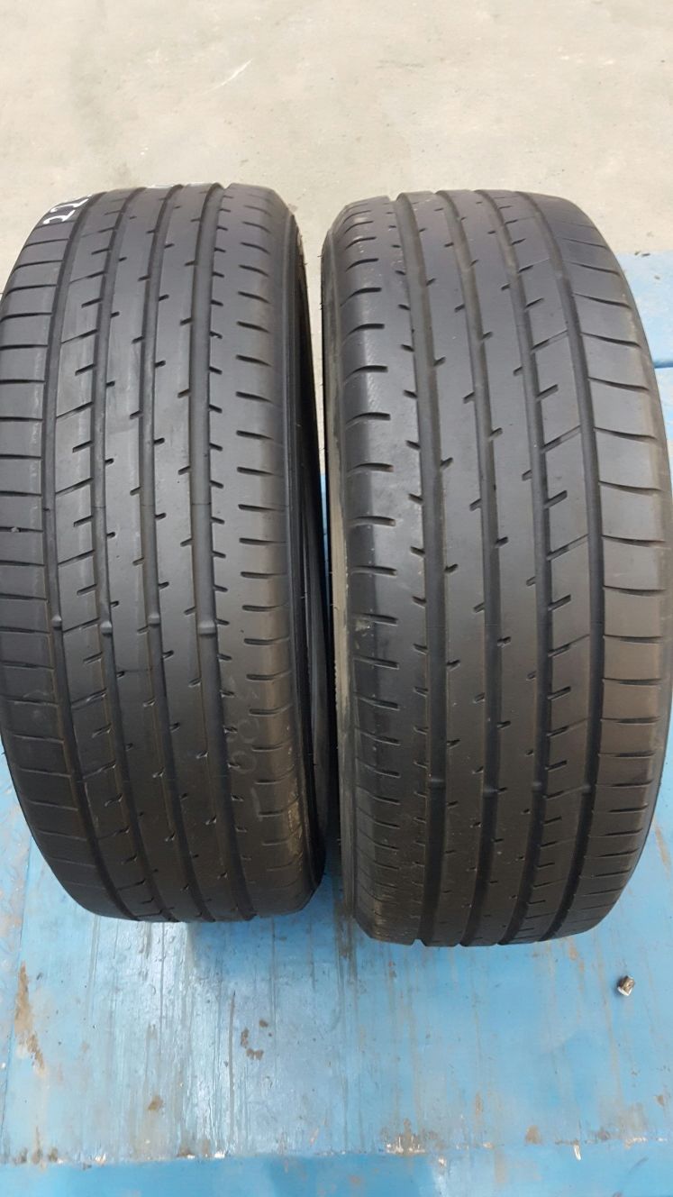 Para opon 225/55R19 Toyo