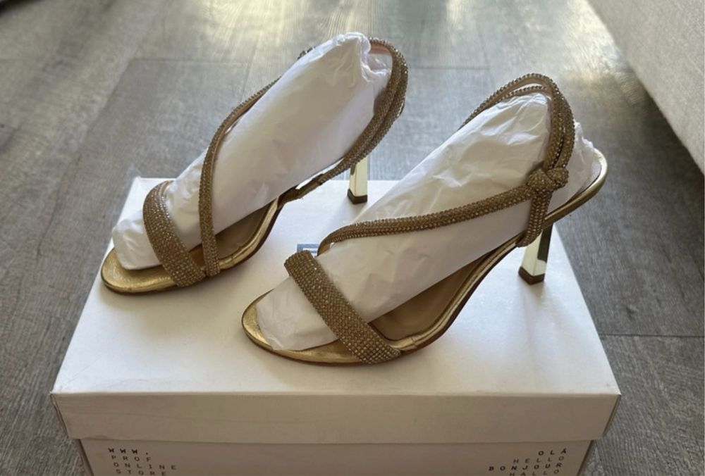 Sandálias altas Prof