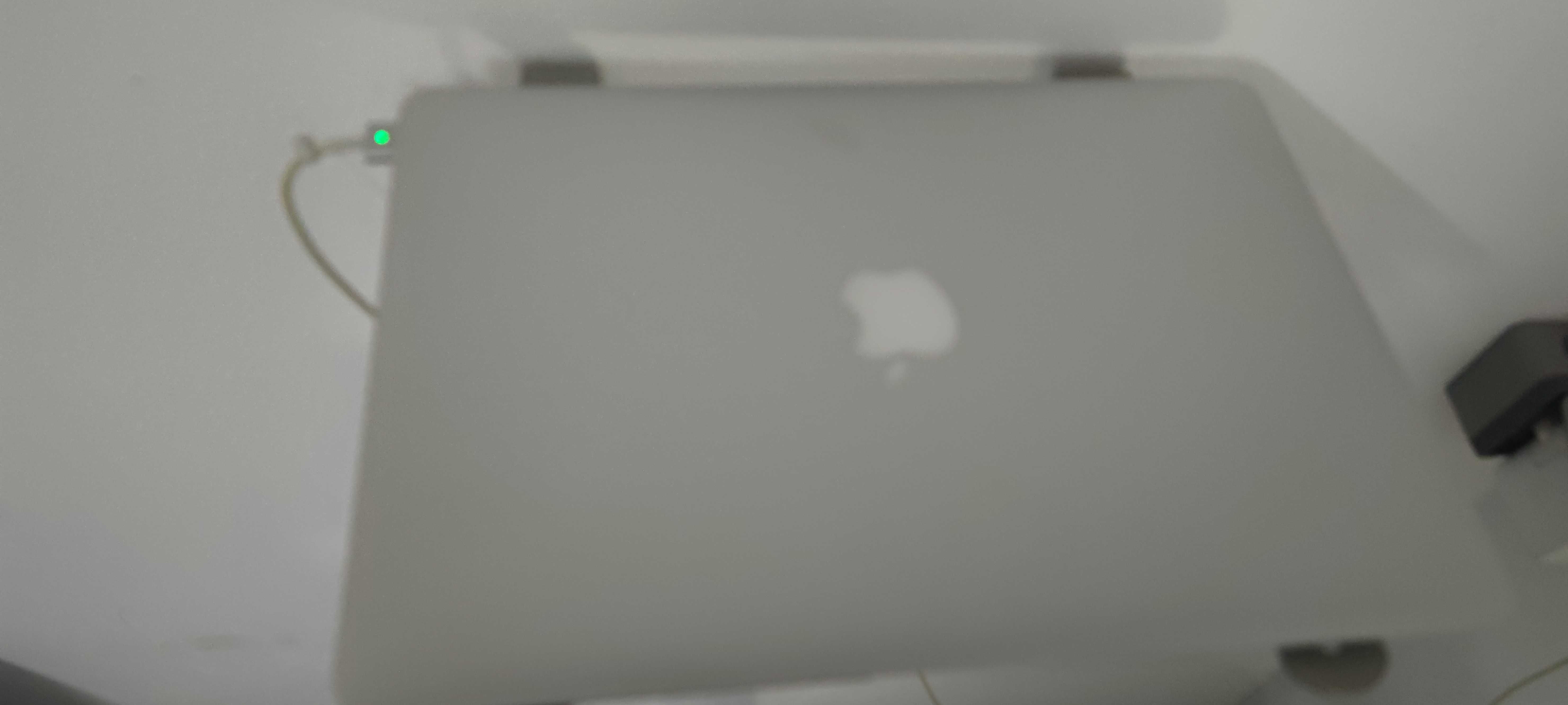 MacBook Air 13 A1466