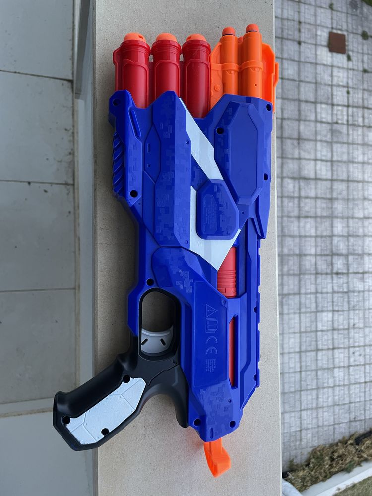 Nerf Dual-Strike