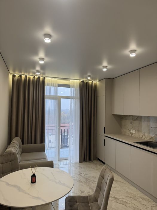 Продаж 1.кім.квартири вул.Радищева