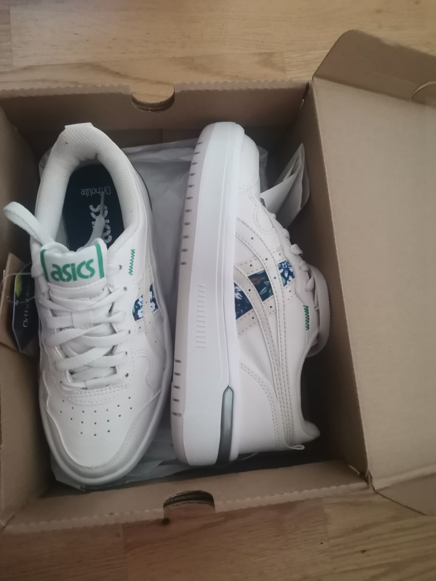 Asics Japan Style buty sportowe damskie skórzane Nowe rozmiar 37,5