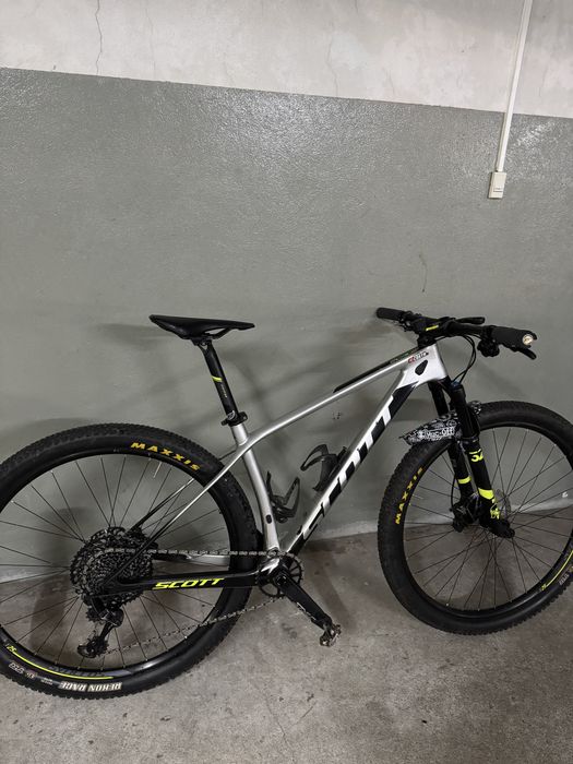 Scott Scale 920 – Carbono – Excelente Estado