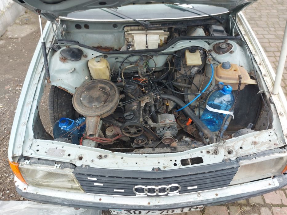 Audi 100 c3 1,8 бенз ПІД РОЗБІР або цілою