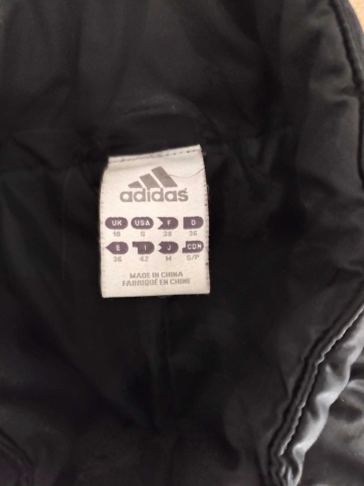 Продам жіночу куртку весна-осінь, Adidas