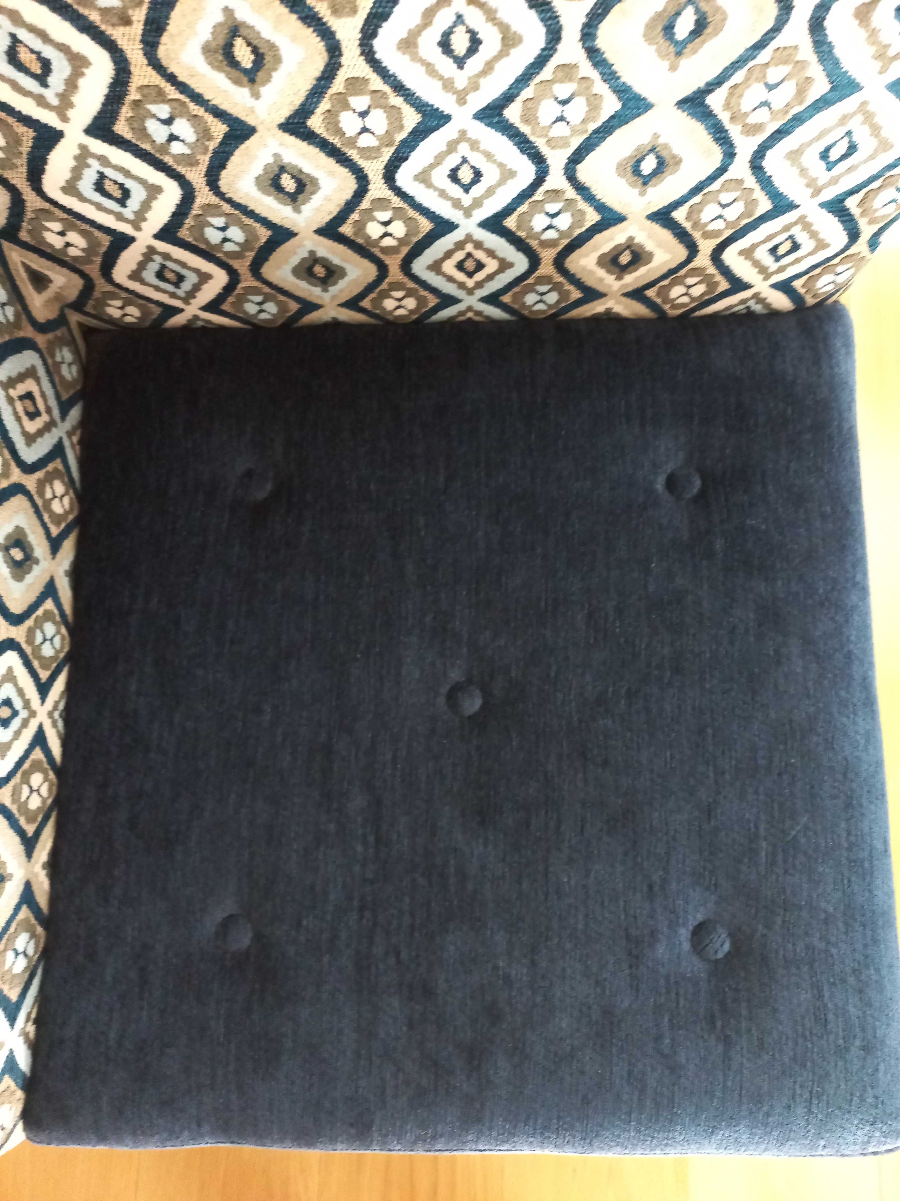 Fotel narożny tapicerowany