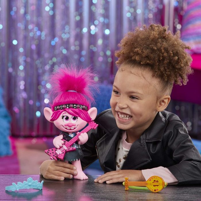 Співаюча лялька Розочка з аксесуарами Тролі DreamWorks Trolls Hasbro