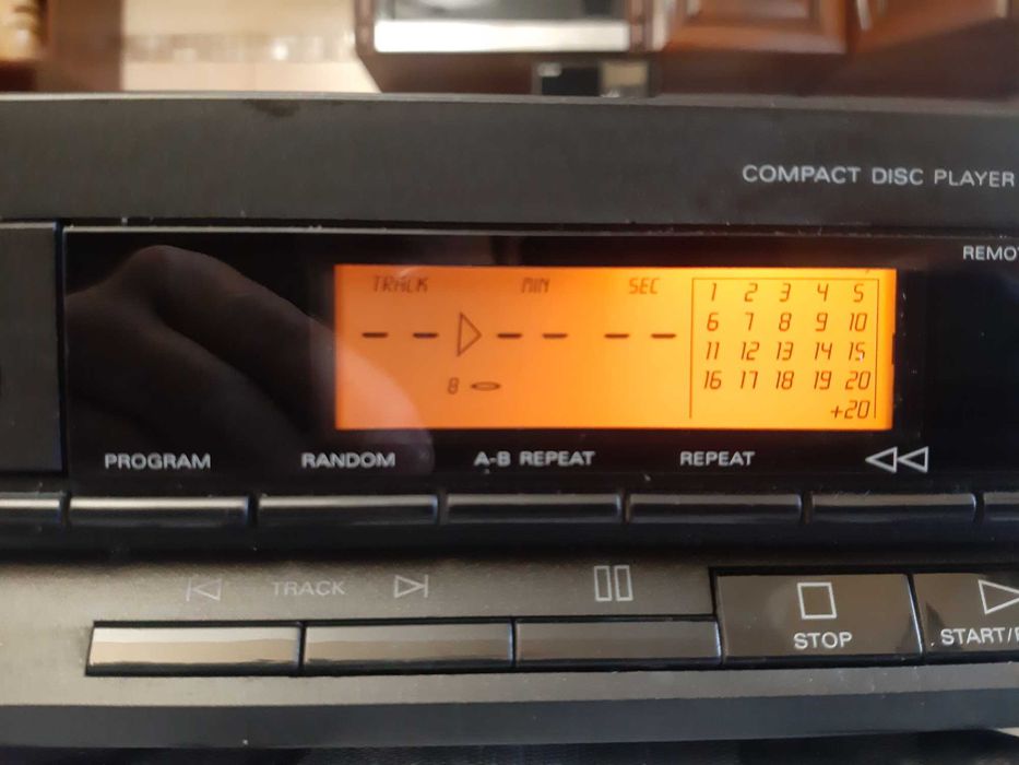 Odtwarzacz Grundig CD3000