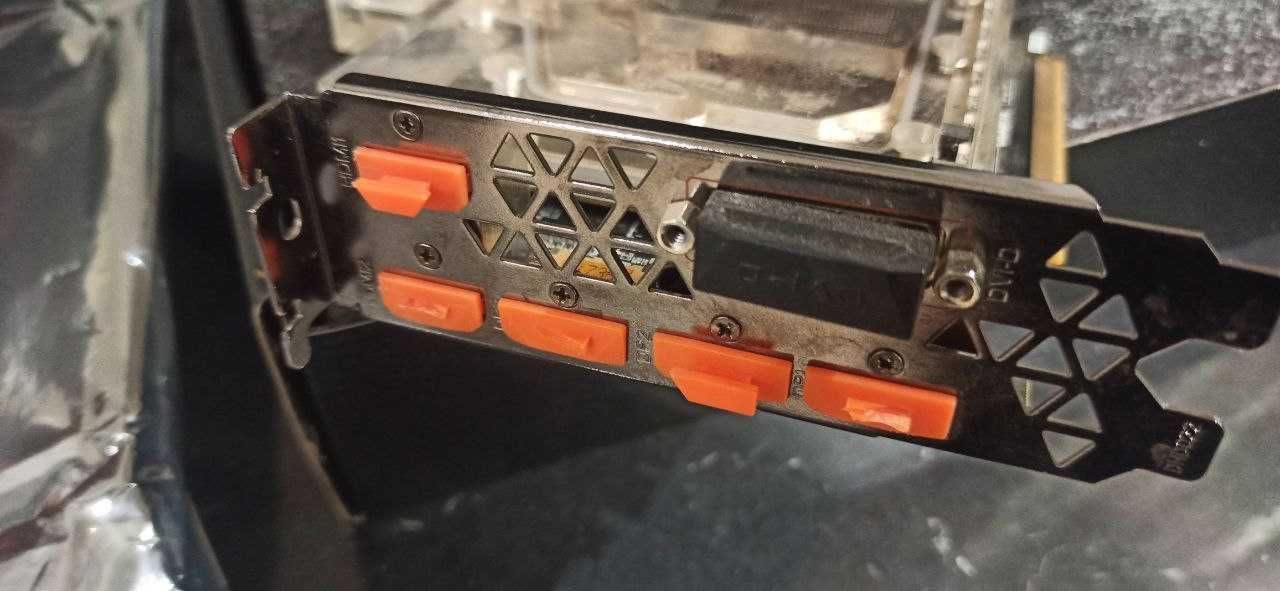 Видеокарта AORUS  GTX 1080 Ti Waterforce WB Xtreme Edition 11G