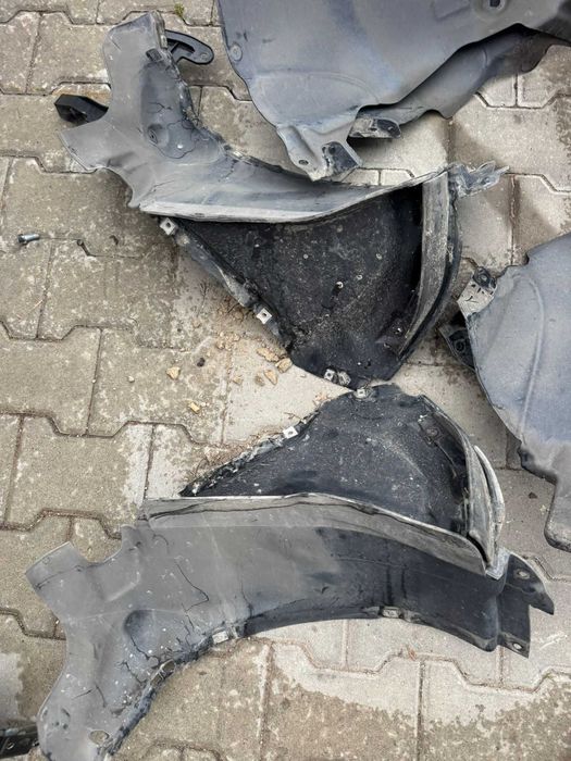 Nadkole Audi A4 2021 rok kompletne