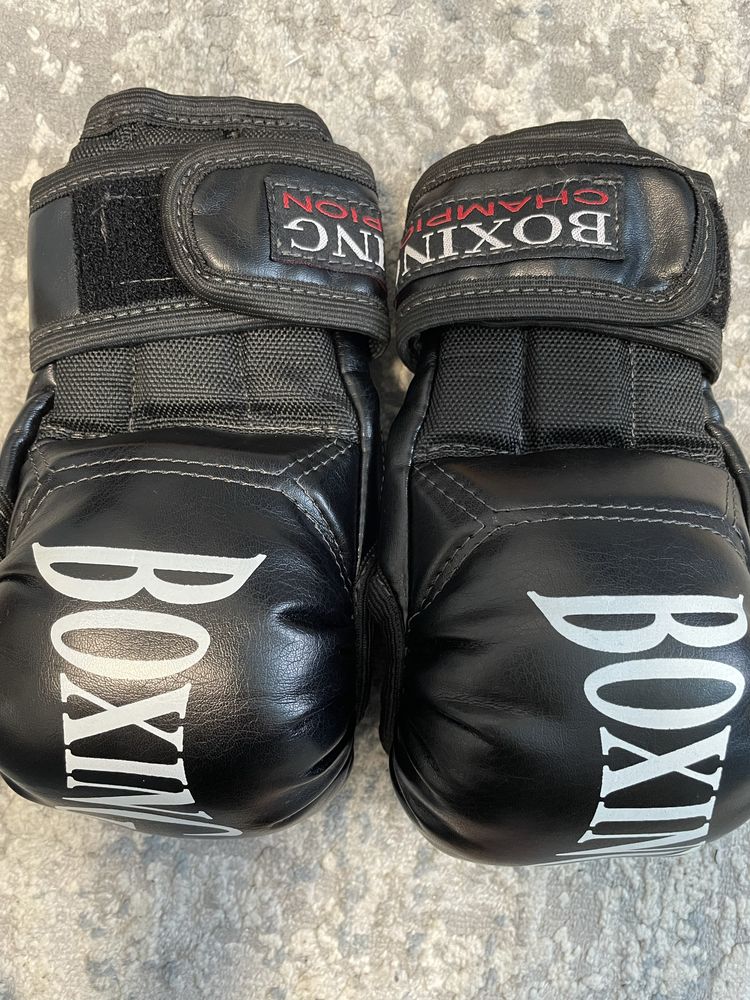 Продам перчатки для борьби /бокса boxing champion