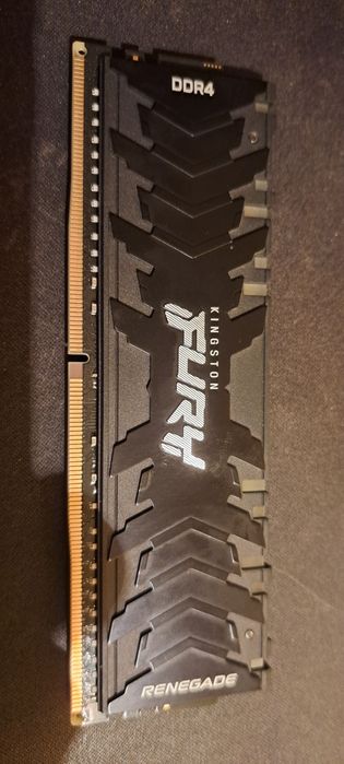 Kingston Fury Renegade, DDR4, 16 GB, 3200MHz, (CL16 KF432C16RB1AK4/16)