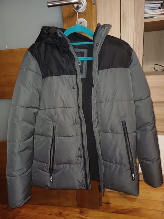 Kurtka zimowa spodnie i bluza