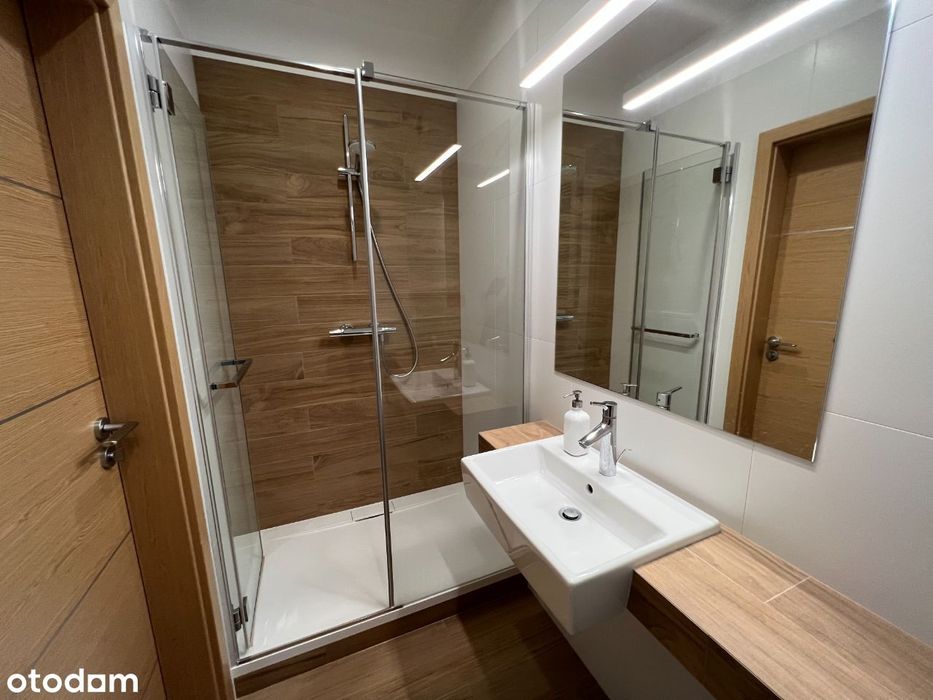 Dwupoziomowy apartament z 3 tarasami, Wilanów
