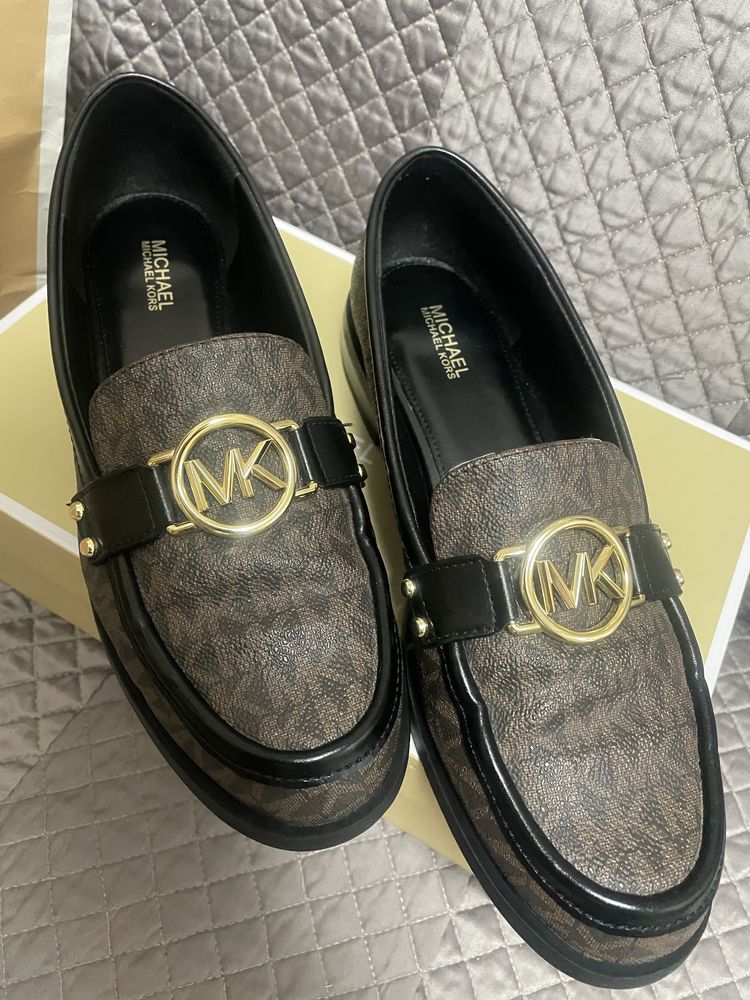 Michael Kors eleganckie mokasyny