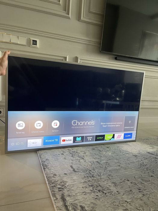 Телевізор Samsung UE49K5600WWXZG